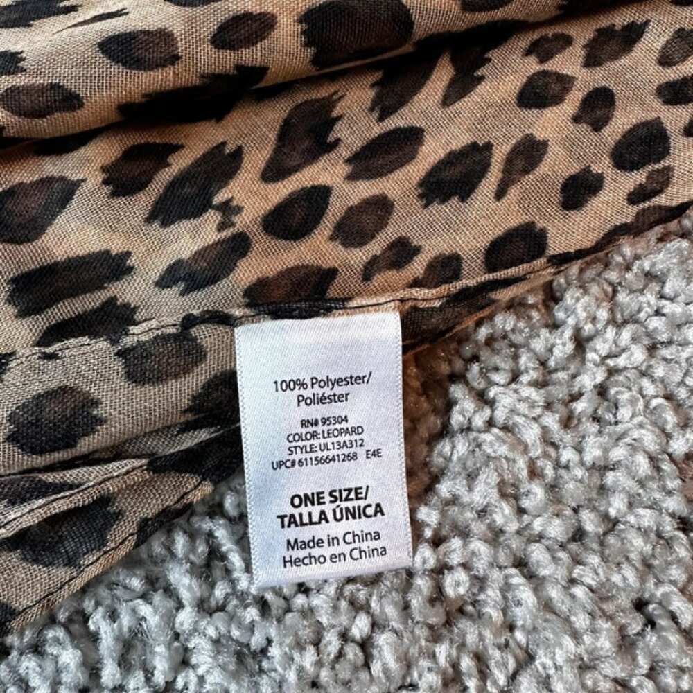 Scarf - Picture 2 of 3